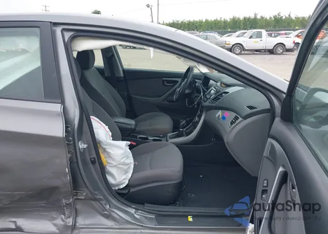 2014 Hyundai Elantra Se z USA, uszkodzony, nr VIN 5NPDH4AE3EH500174